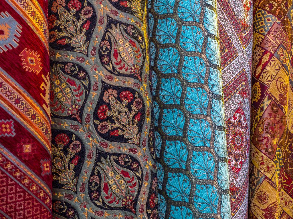 Cloth of different colors and patterns